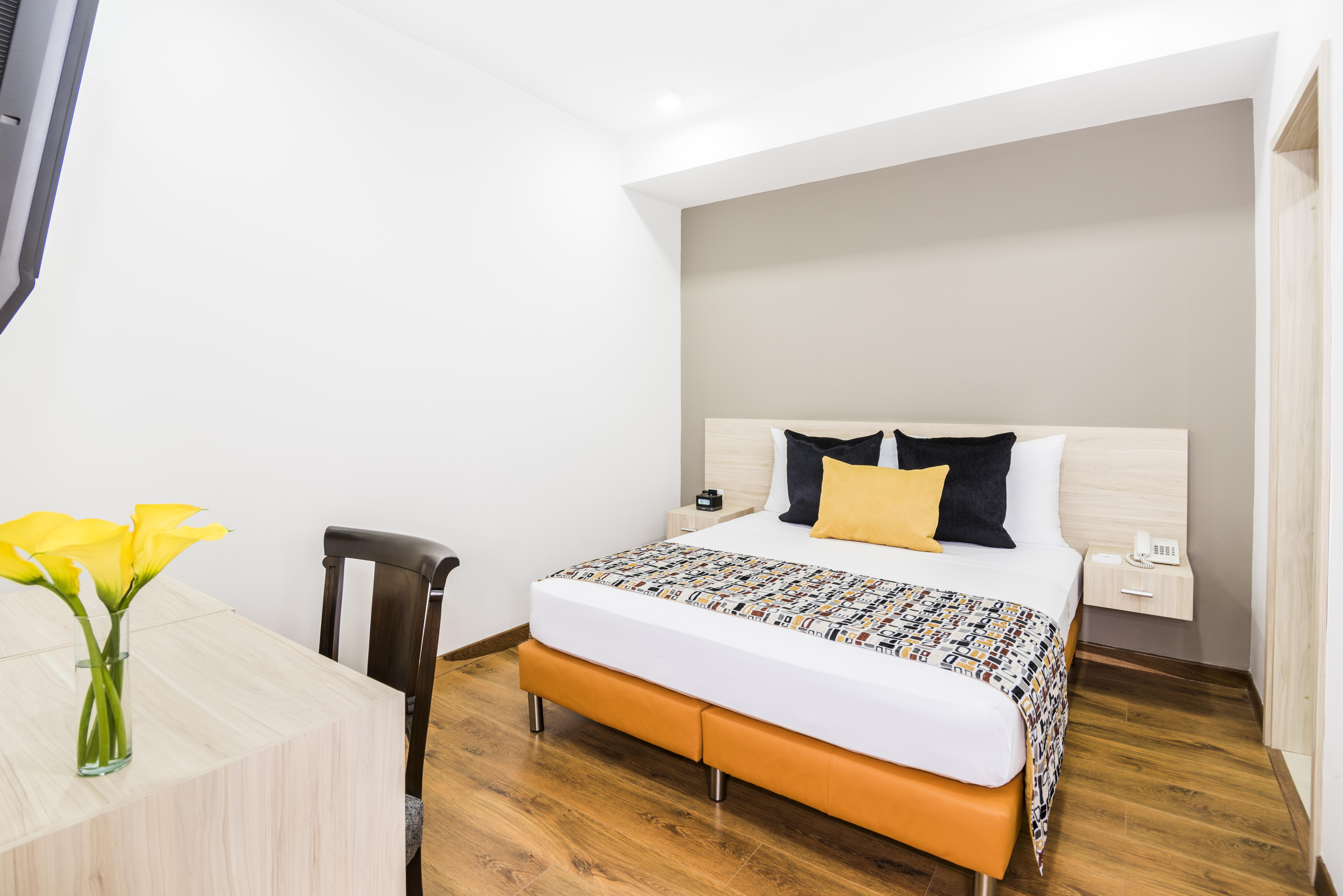 Hotel Asturias Медельин Экстерьер фото