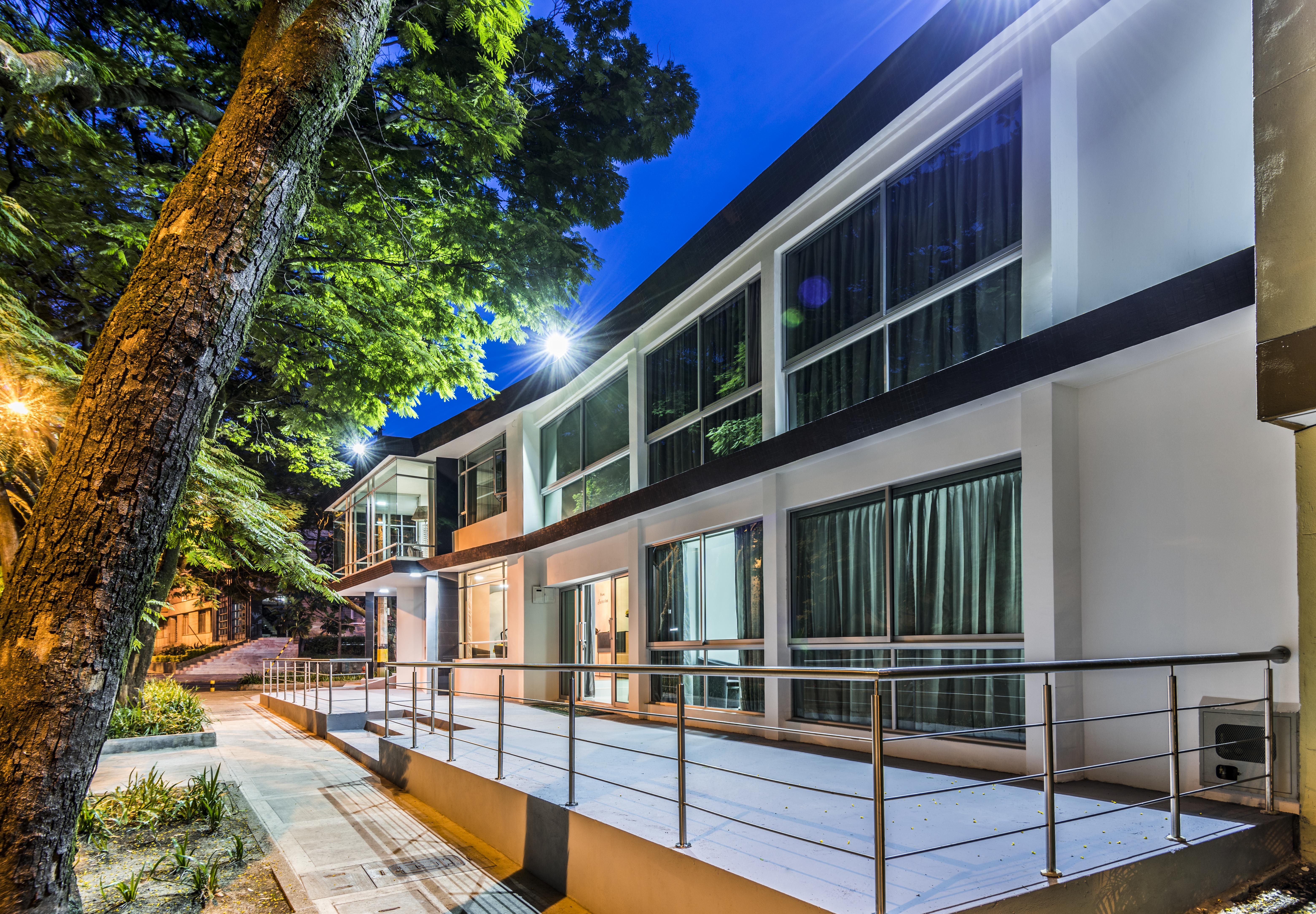 Hotel Asturias Медельин Экстерьер фото